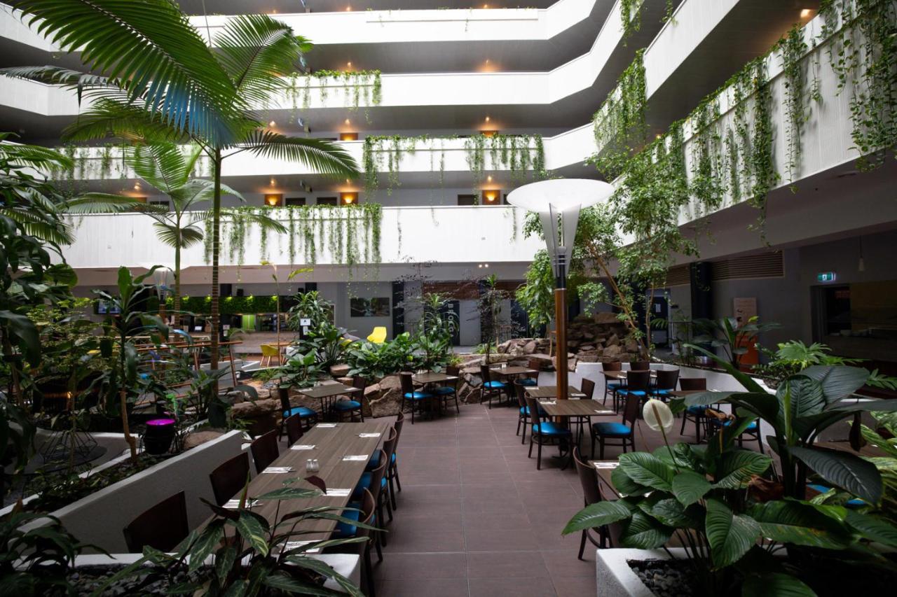 Novotel Darwin Cbd Exterior foto